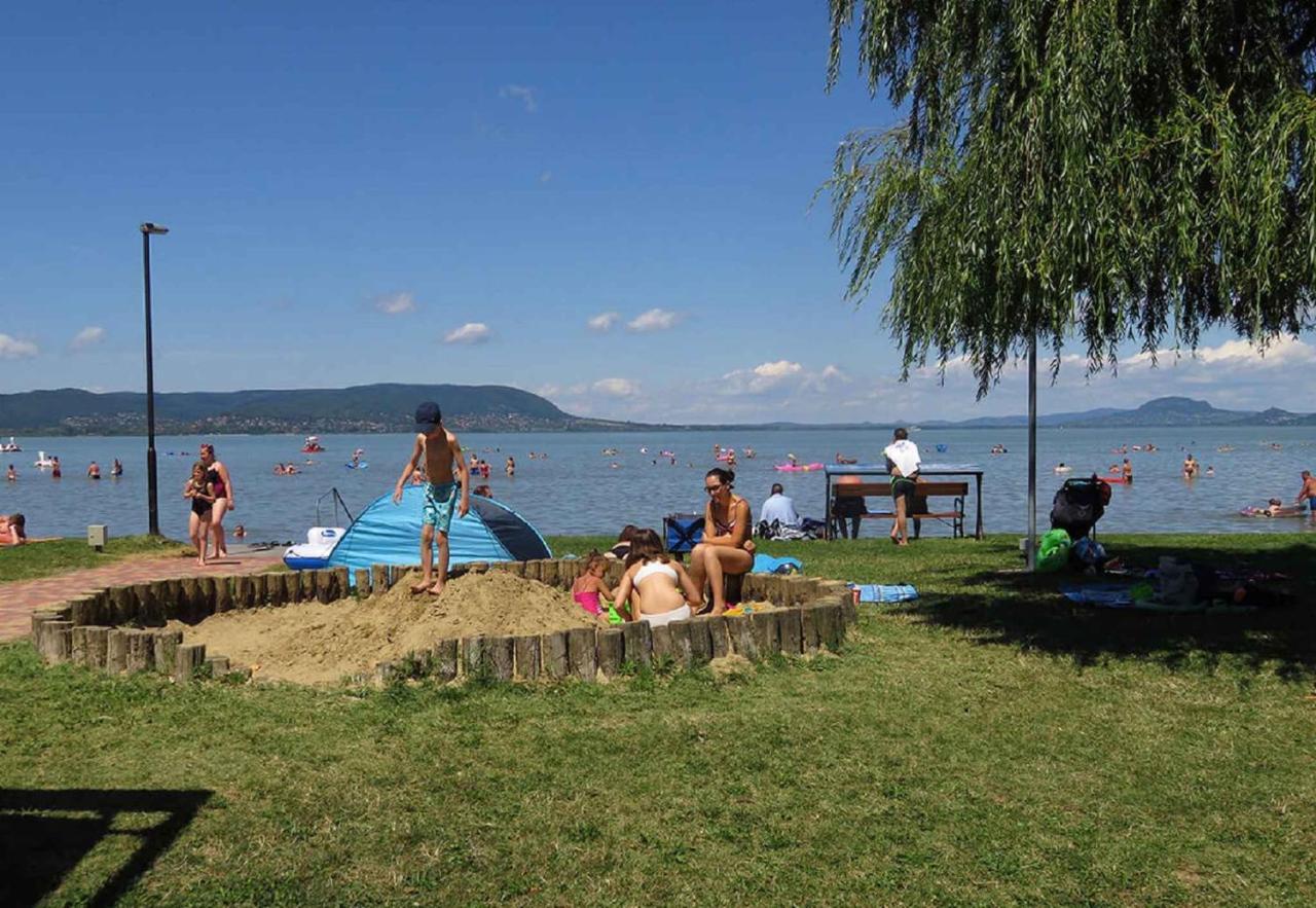 Holiday Home Balatonmariafurdo, Somogy 1 Balatonkeresztúr Екстериор снимка