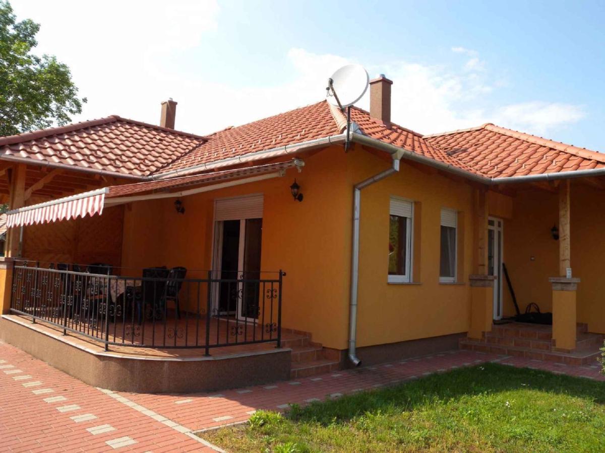 Holiday Home Balatonmariafurdo, Somogy 1 Balatonkeresztúr Екстериор снимка